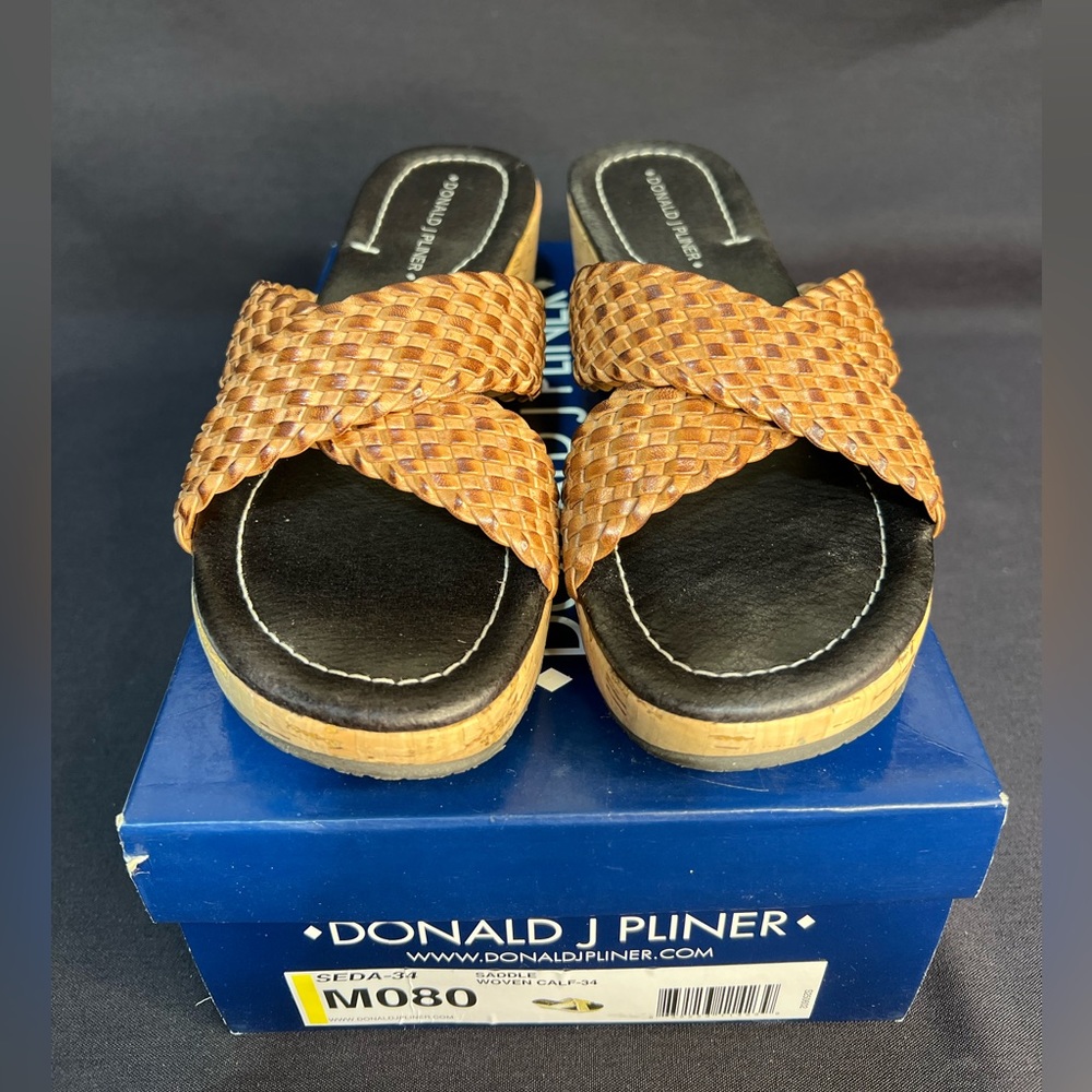 *BRAND NEW* Donald J. Pliner Saddle Woven Slip On Mini Wedge